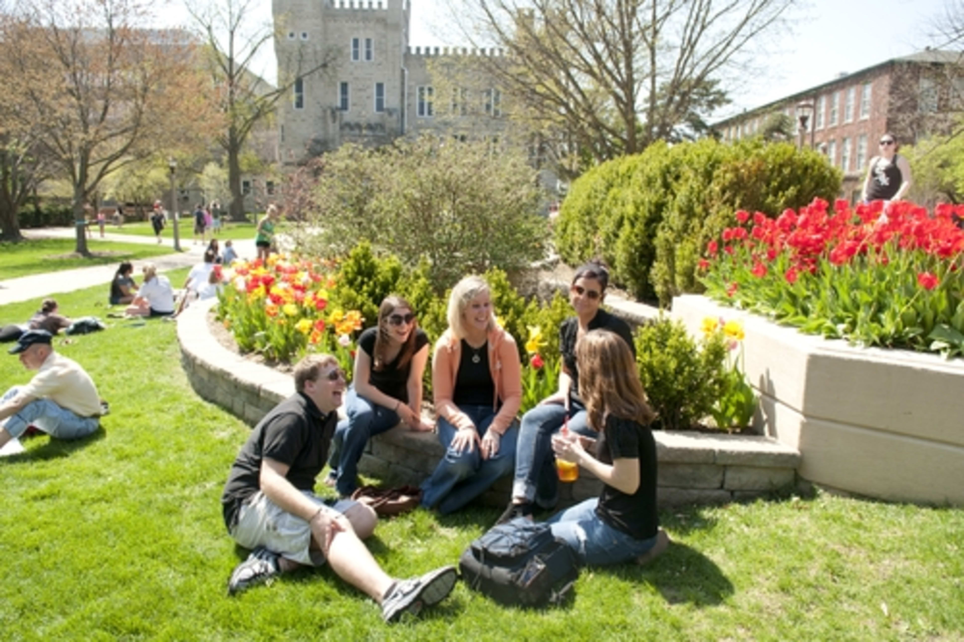 ISU - Bloomington-Normal - Living page - Carousel - Image1